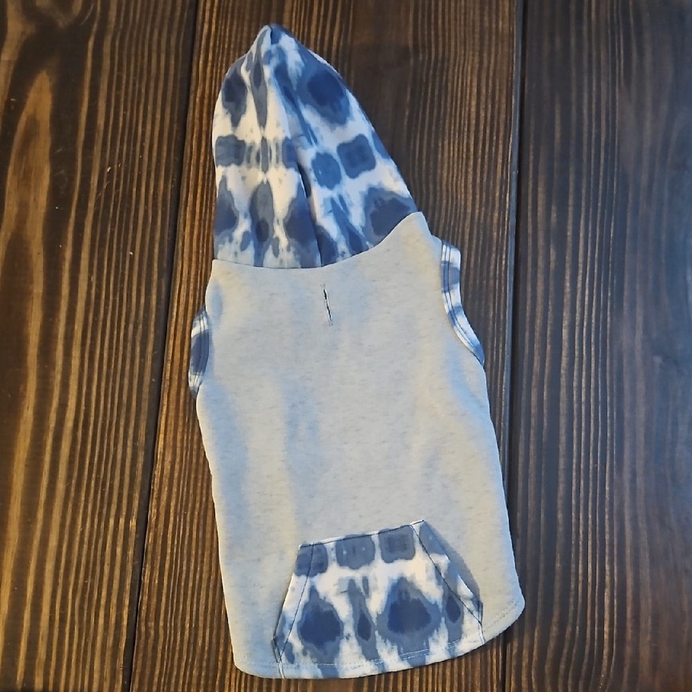 NEW! Kohl's Blue and Gray Dog Hoodie